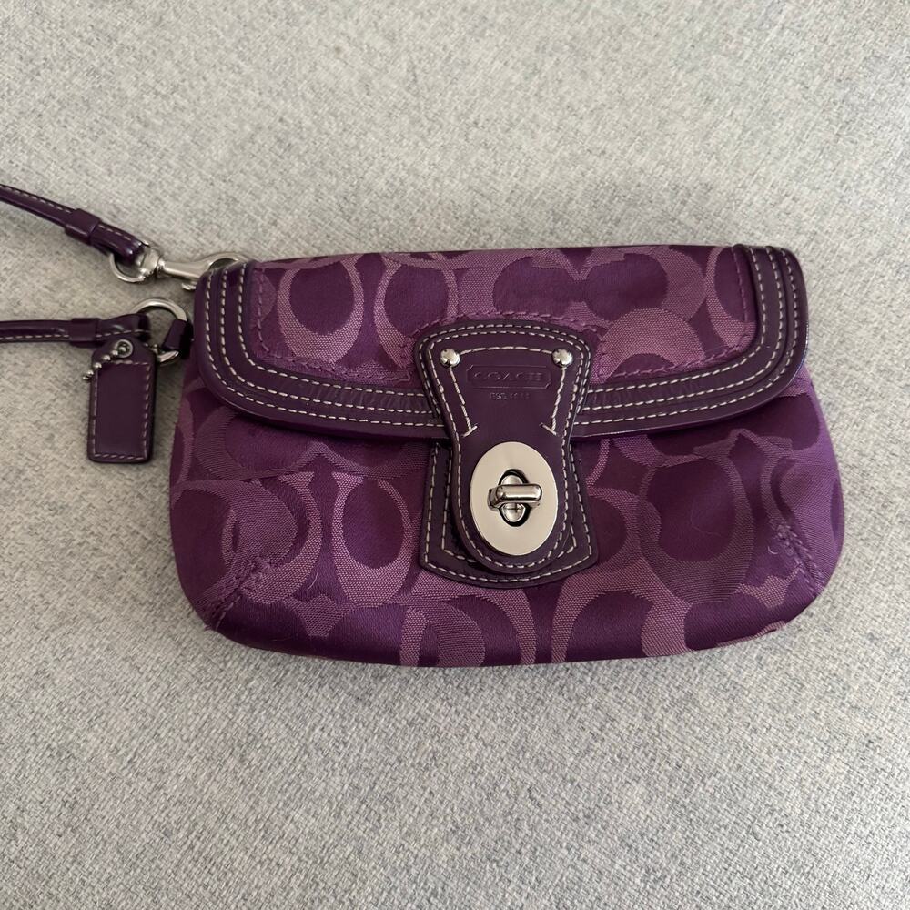 Coach Optic Signature Purple Turn Lock Wristlet